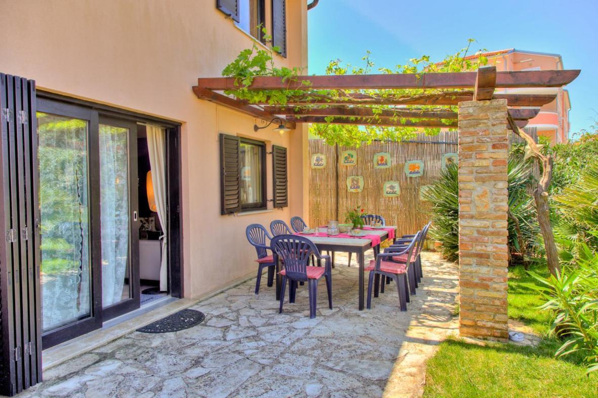 Villa Dolce Vita **** Premantura Εξωτερικό φωτογραφία